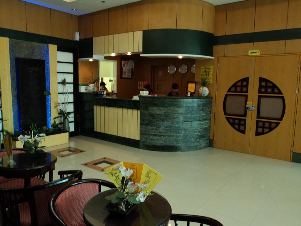 Hotel Sogo Cabanatuan Eksteriør bilde